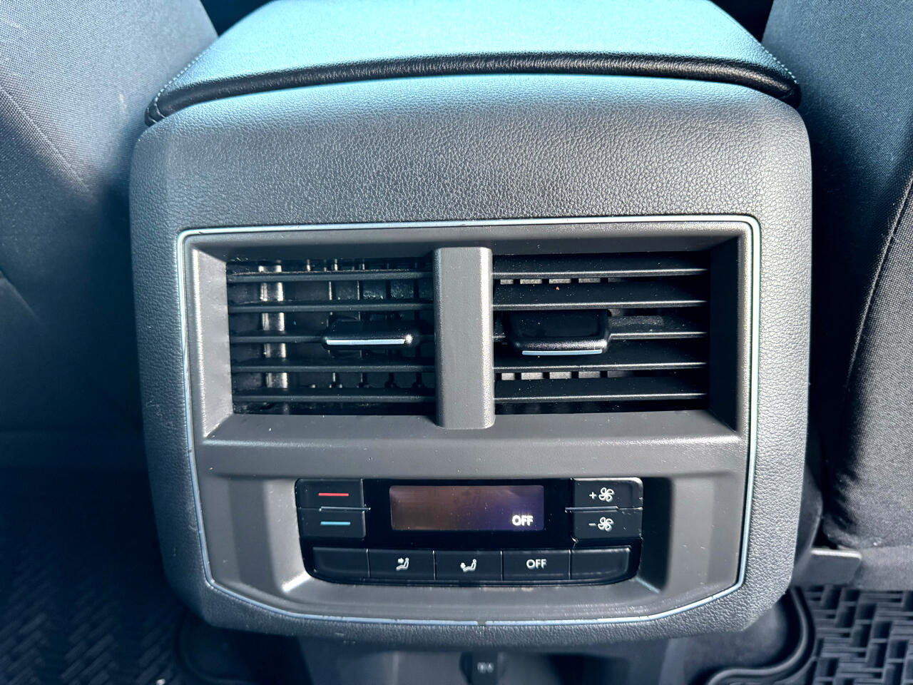 Used 2019 Volkswagen Atlas S w/ Towing Package image 23