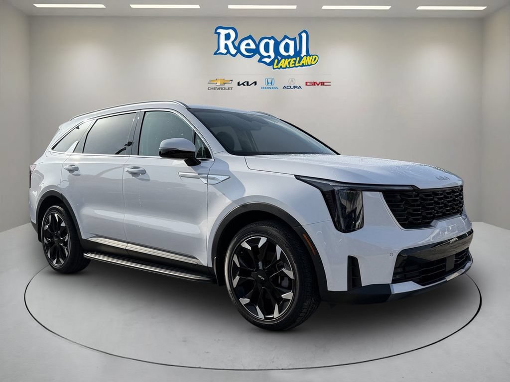 Certified 2025 Kia Sorento EX FWD image 1