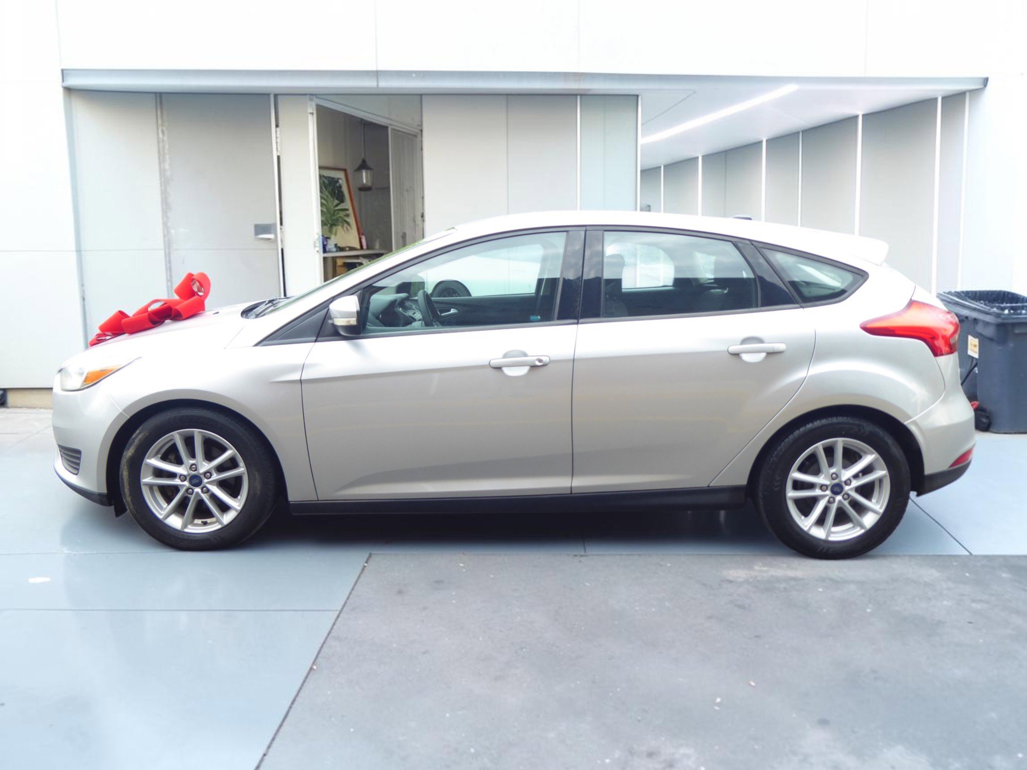 Used 2017 Ford Focus SE FWD image 7