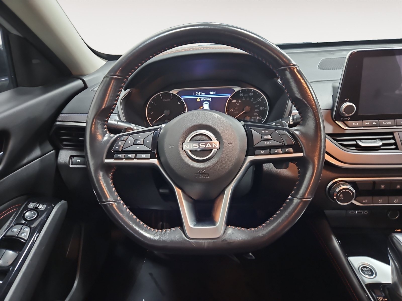 Used 2023 Nissan Altima 2.5 SR AWD/4WD image 12