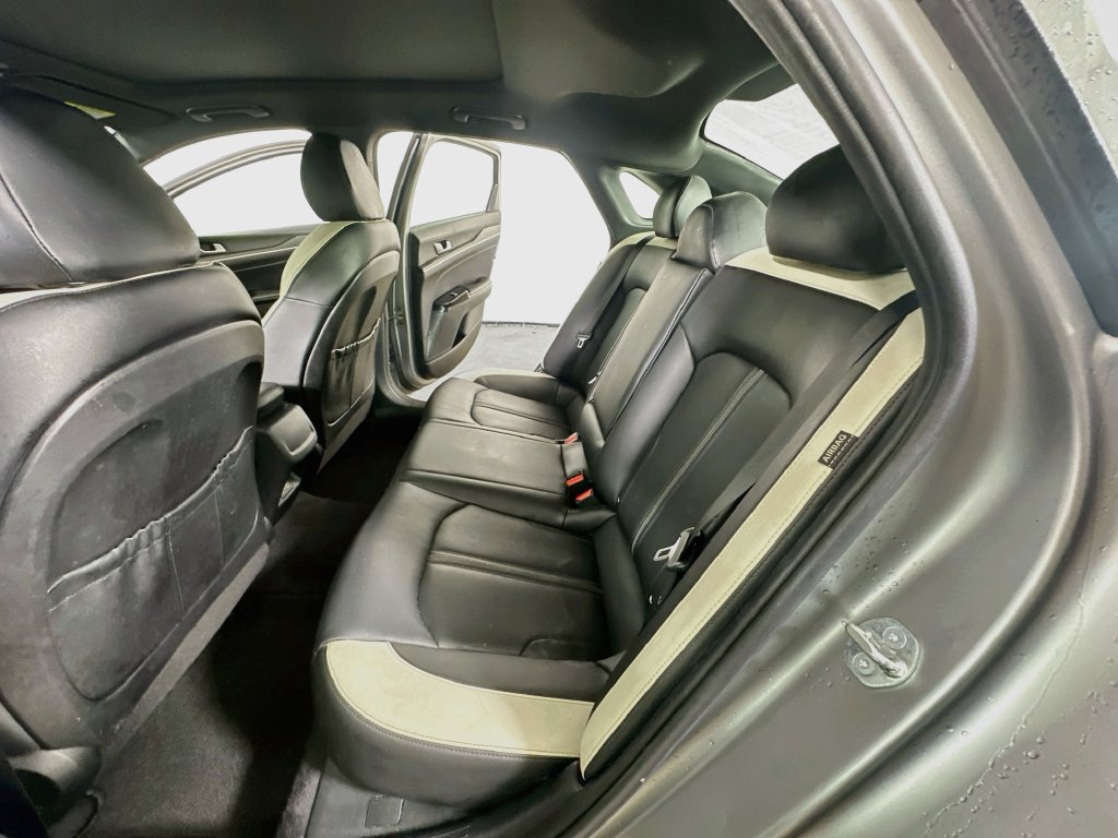 Used 2025 Kia K5 GT-Line w/ GT-Line Premium Package FWD image 16