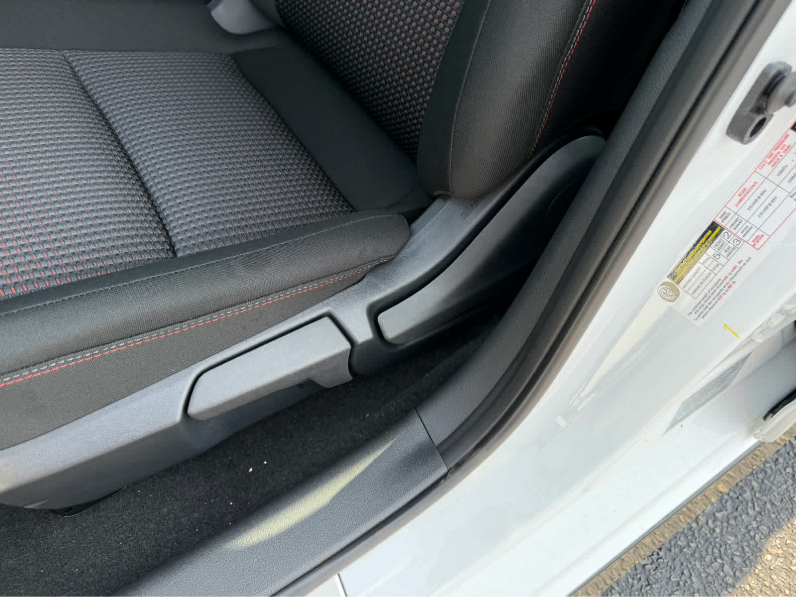New 2027 Nissan Sentra SR w/ SR All Weather Package FWD image 23
