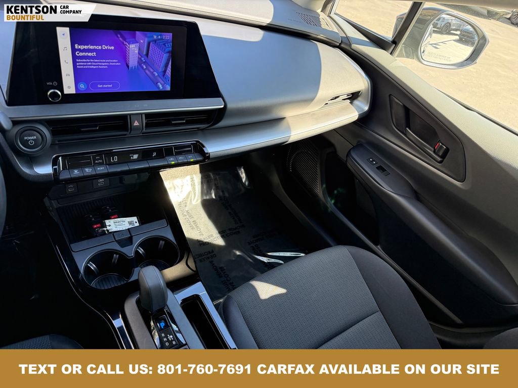 Used 2025 Toyota Prius LE image 23
