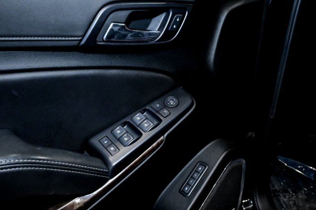 Used 2020 Chevrolet Suburban LT image 20