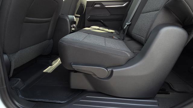 New 2026 GMC Acadia Elevation w/ Black Edition image 28