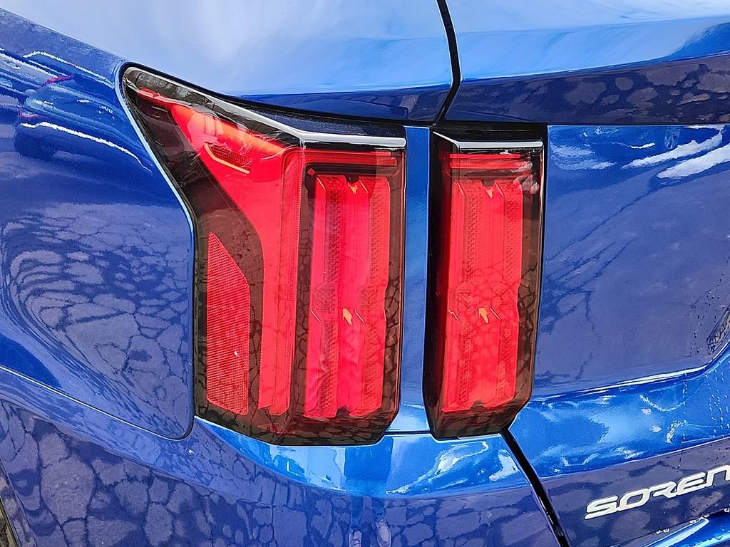 Used 2023 Kia Sorento SX image 10