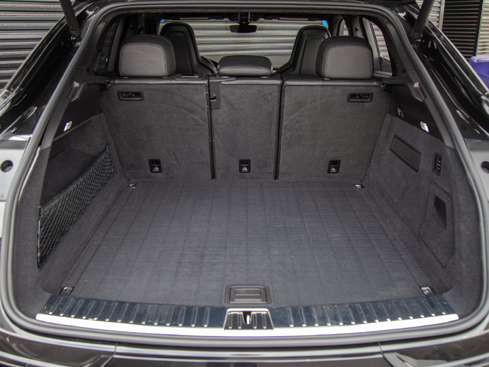 Certified 2023 Porsche Cayenne Turbo AWD/4WD image 30