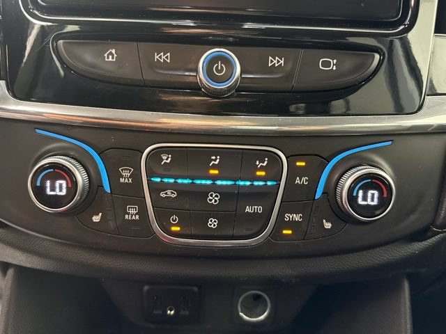 Used 2018 Chevrolet Traverse LT w/ LPO, Floor Liner Package AWD/4WD image 23