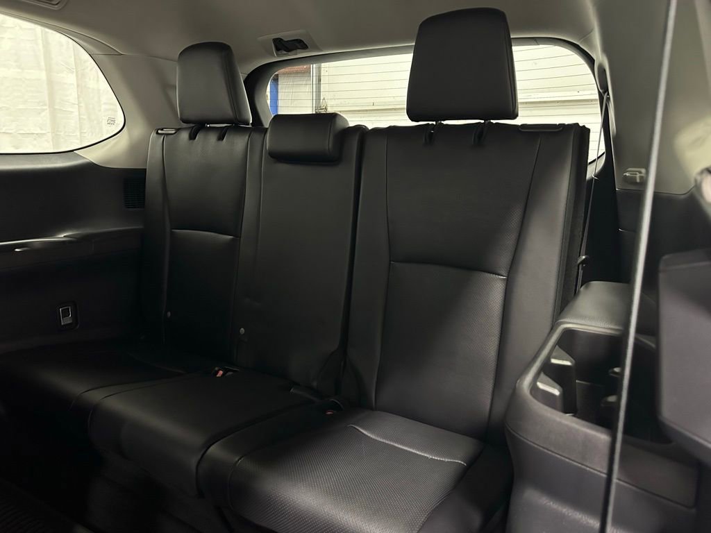 Used 2025 Toyota Grand Highlander FWD image 52
