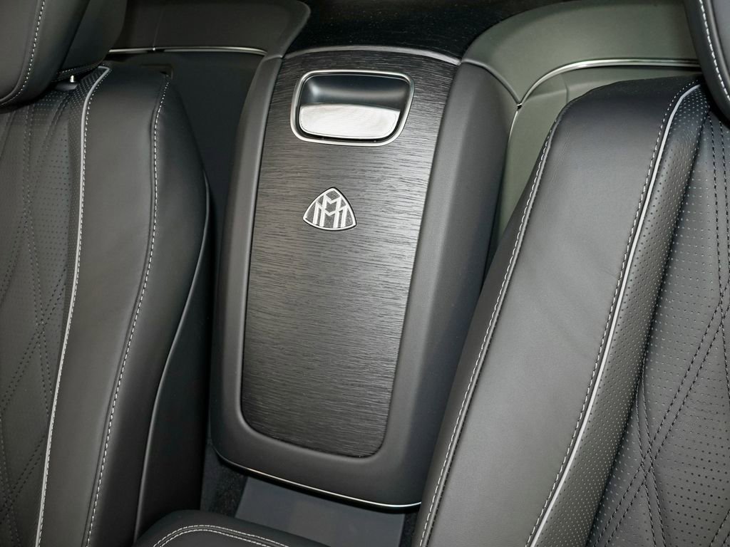 Used 2026 Mercedes-Benz Maybach GLS 600 4MATIC image 40