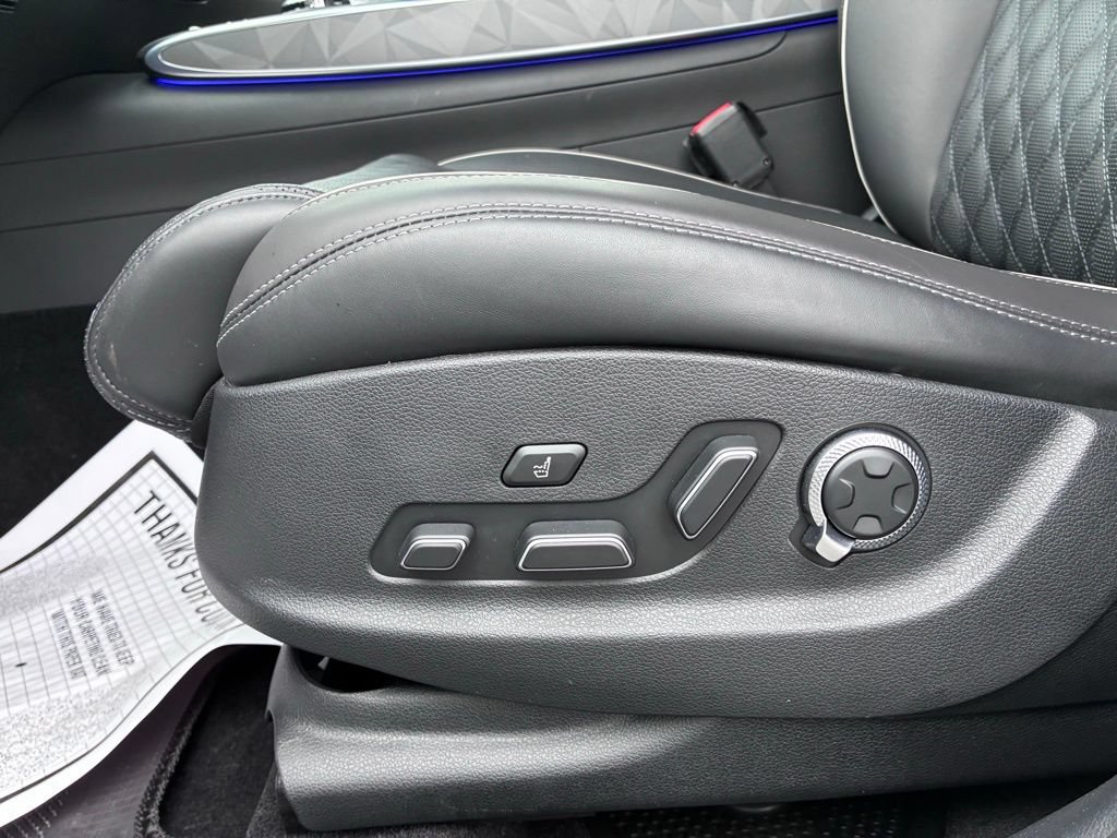 Used 2025 Genesis GV70 3.5T Sport w/ Sport Advanced Package AWD/4WD image 21