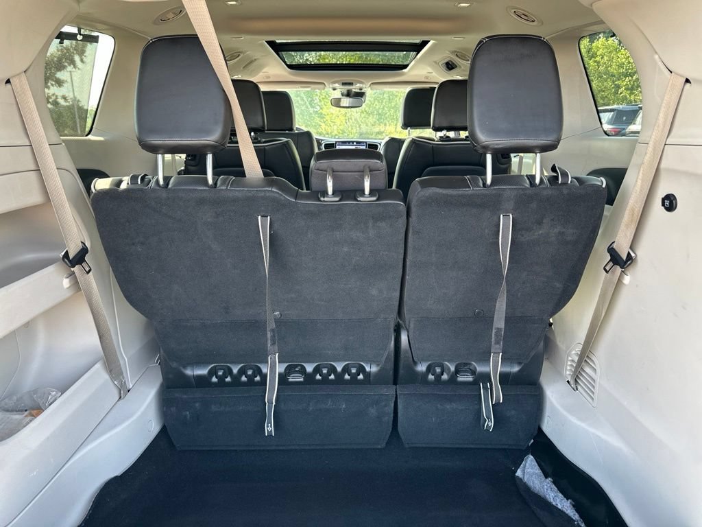 Used 2023 Chrysler Pacifica Limited FWD image 35