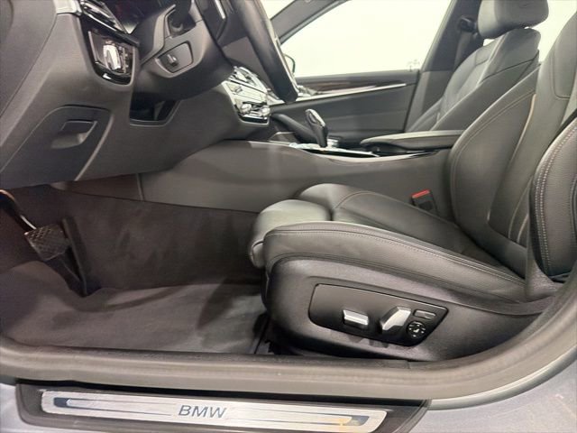 Certified 2023 BMW 530i xDrive w/ Premium Package image 14