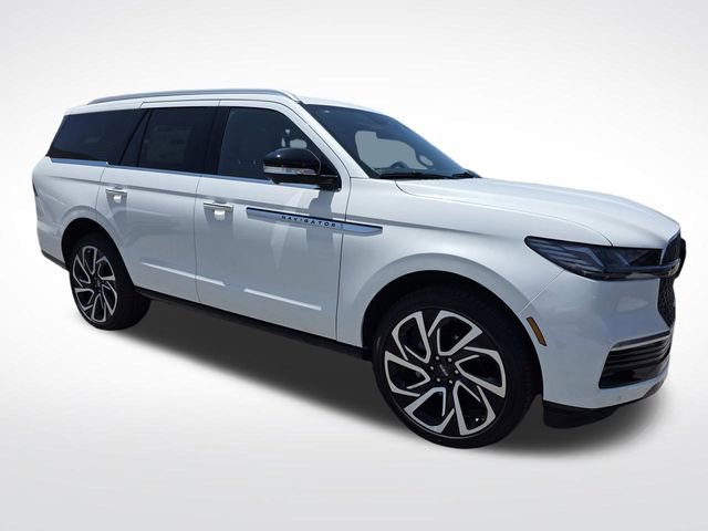 New 2026 Lincoln Navigator Reserve AWD/4WD image 1