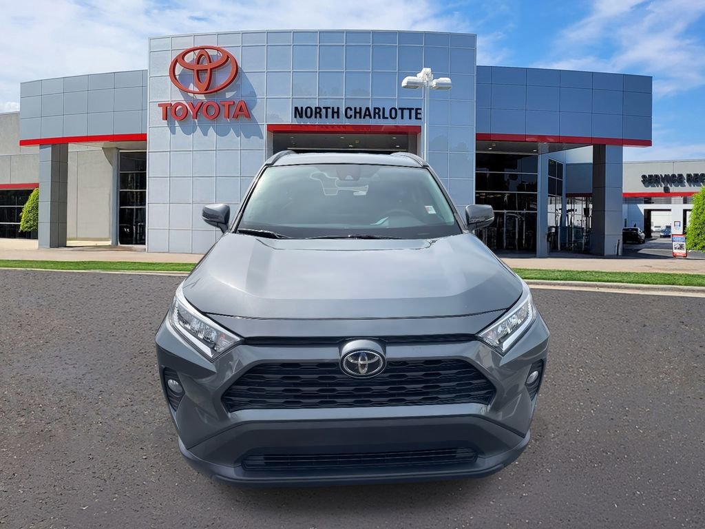 Used 2020 Toyota RAV4 XLE image 3