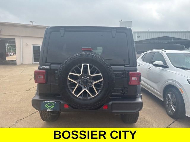 Used 2024 Jeep Wrangler Unlimited Sahara w/ Safety Group AWD/4WD image 6