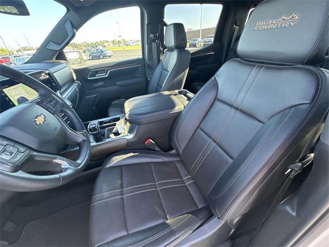 Certified 2025 Chevrolet Silverado 1500 High Country w/ Z71 Off-Road Package image 19