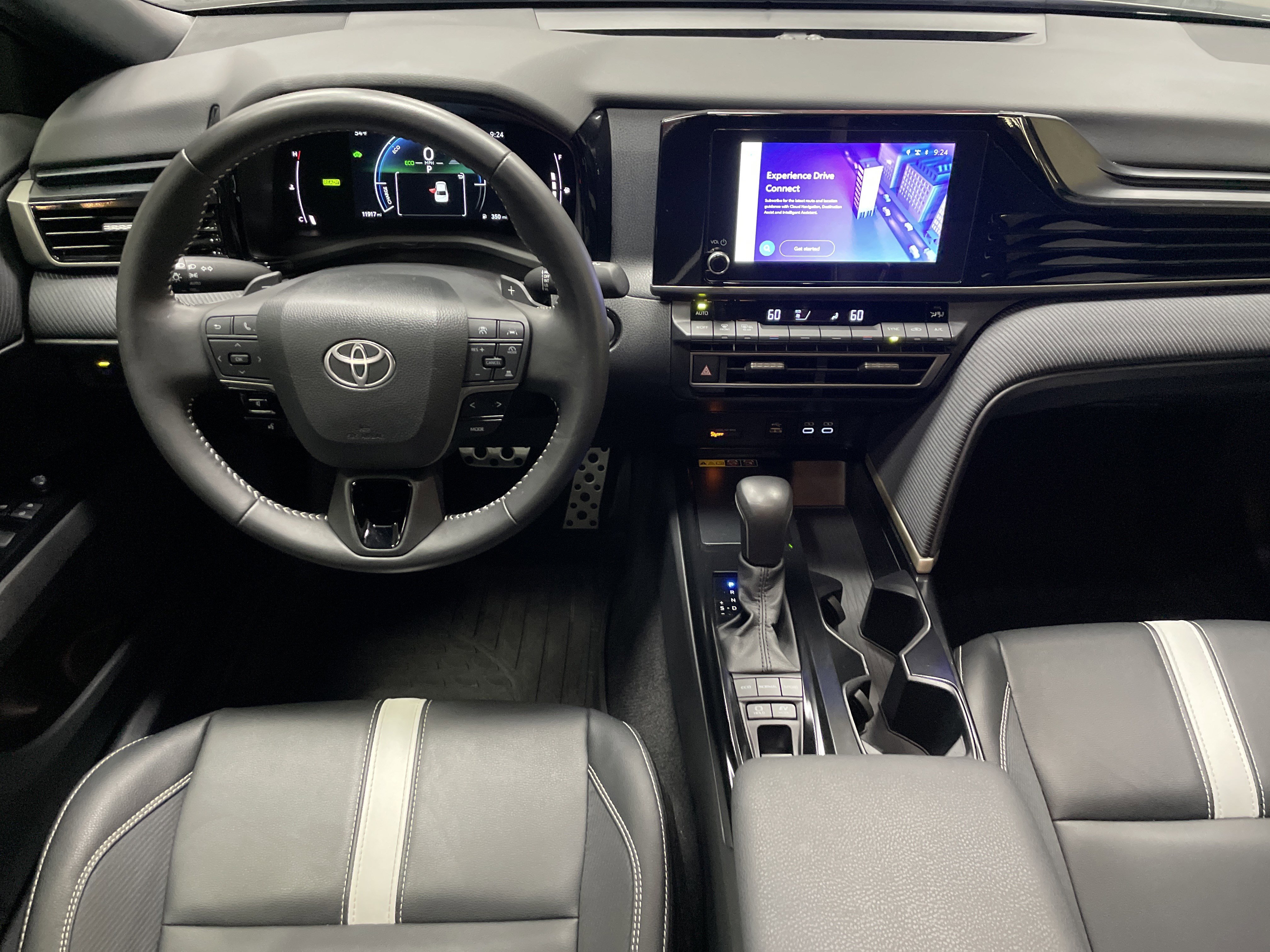 Certified 2025 Toyota Camry SE image 30