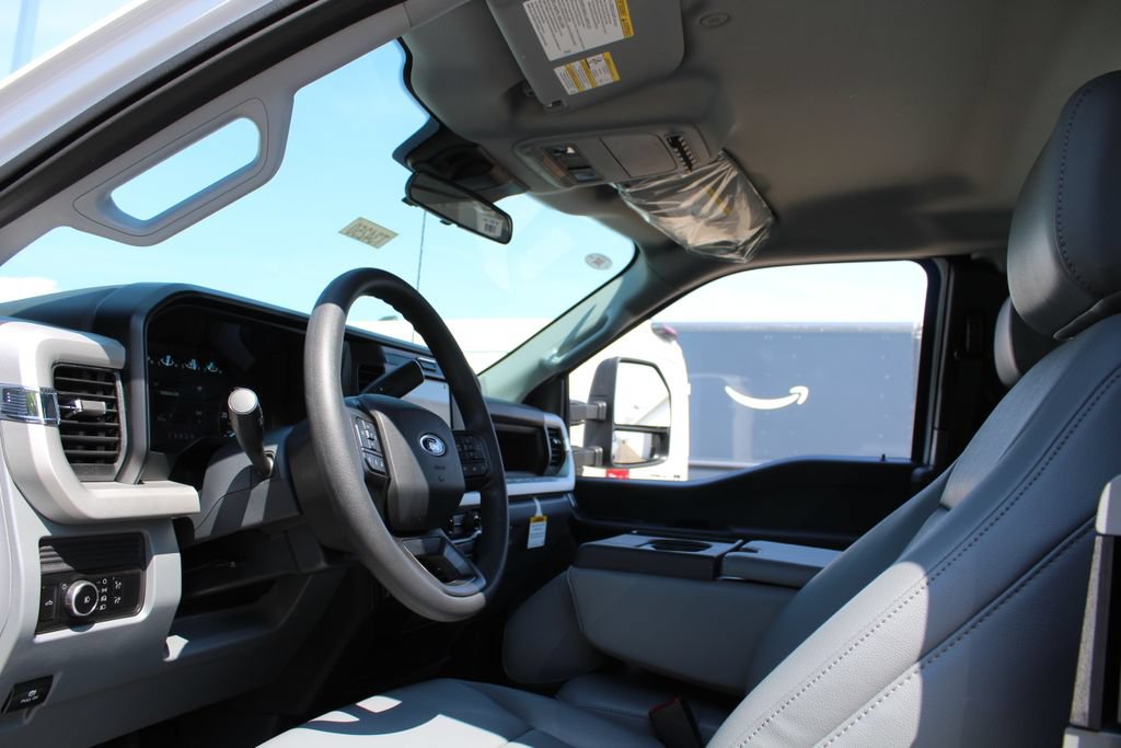New 2026 Ford F250 XL w/ XL Chrome Package AWD/4WD image 13