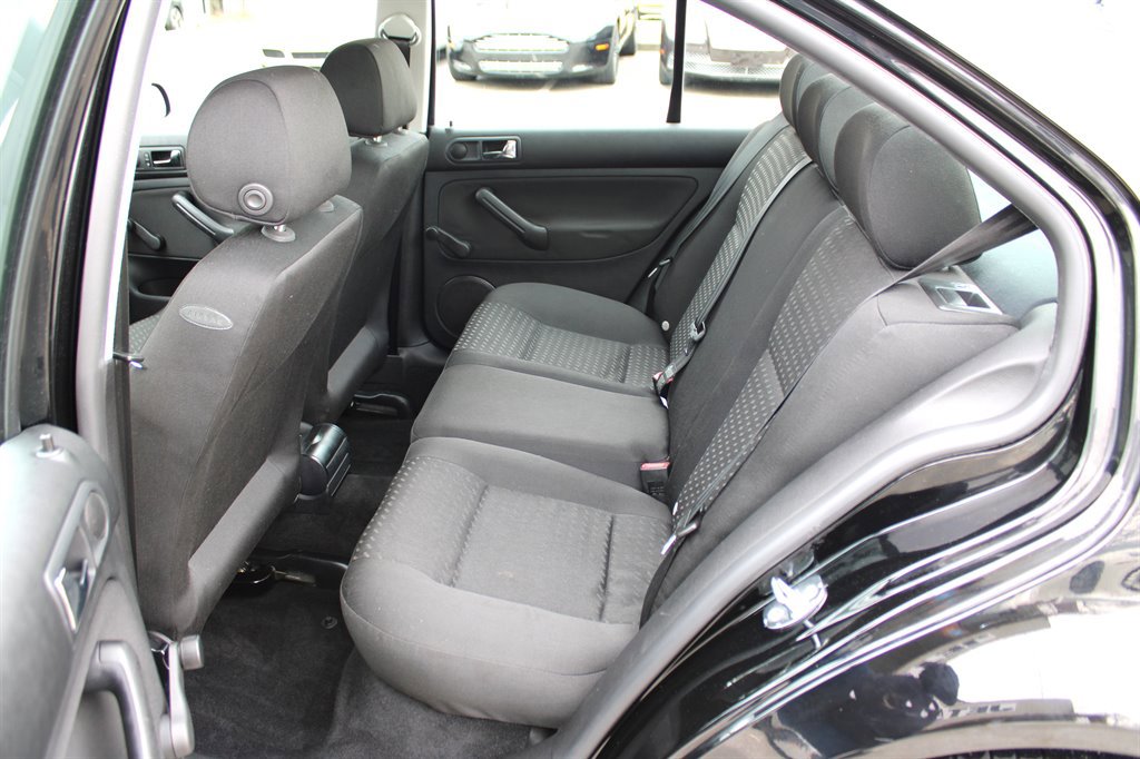 Used 2002 Volkswagen Jetta GL image 18