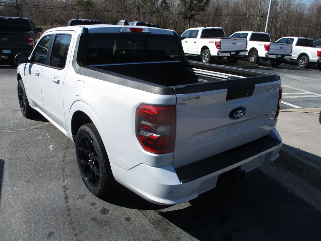 New 2026 Ford Maverick Lobo image 3