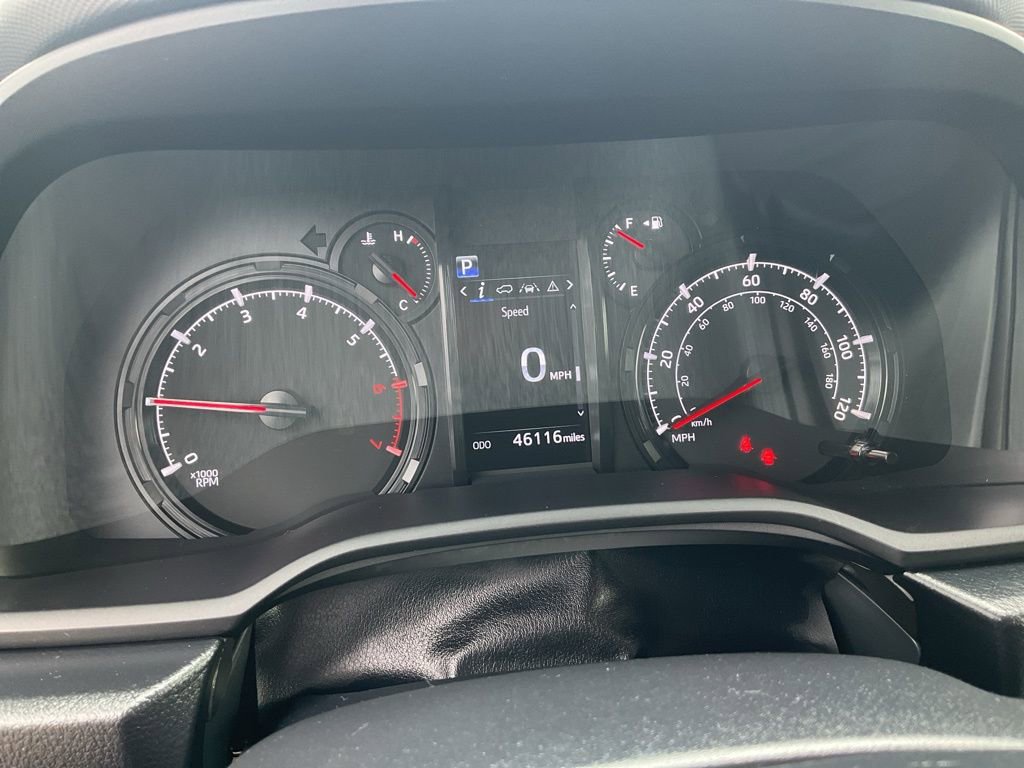 Used 2022 Toyota 4Runner SR5 image 7