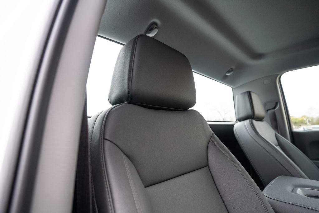 New 2026 Chevrolet Silverado 1500 W/T image 15