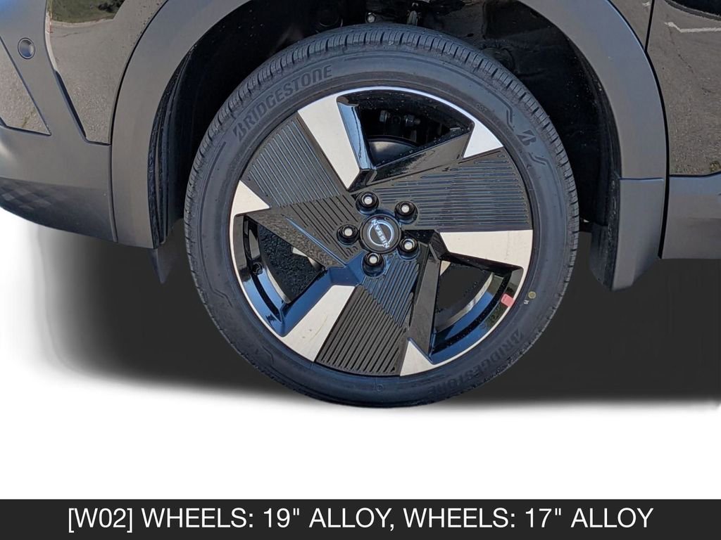 New 2026 Nissan Kicks SR w/ Cold Weather Package FWD image 11