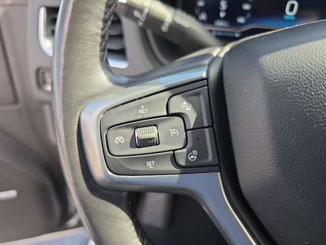 Used 2022 Chevrolet Tahoe Z71 w/ Luxury Package AWD/4WD image 20
