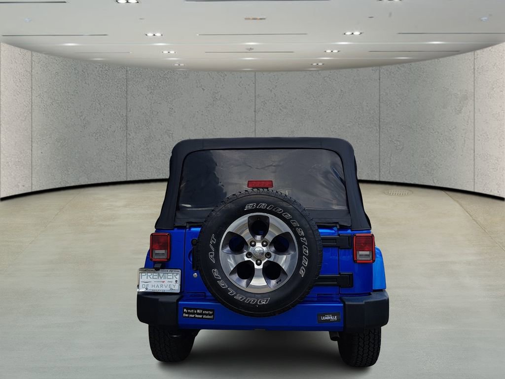 Used 2016 Jeep Wrangler Unlimited Sahara w/ Connectivity Group image 6