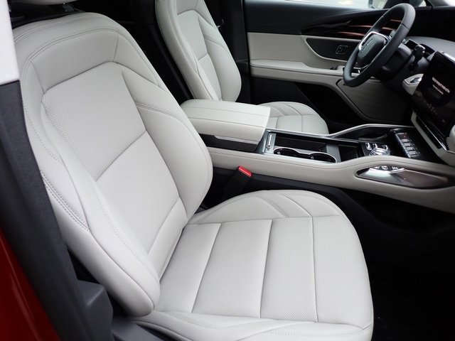 New 2026 Lincoln Nautilus Premier w/ Equipment Group 102A AWD/4WD image 18