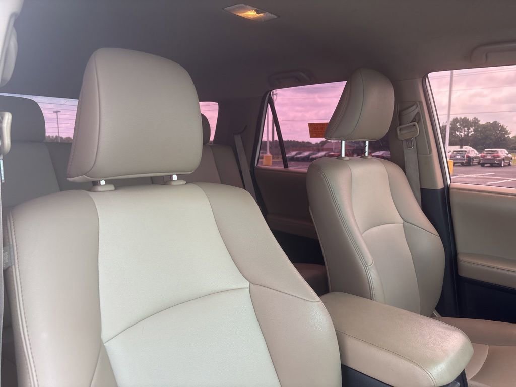 Used 2019 Toyota 4Runner SR5 Premium RWD image 16