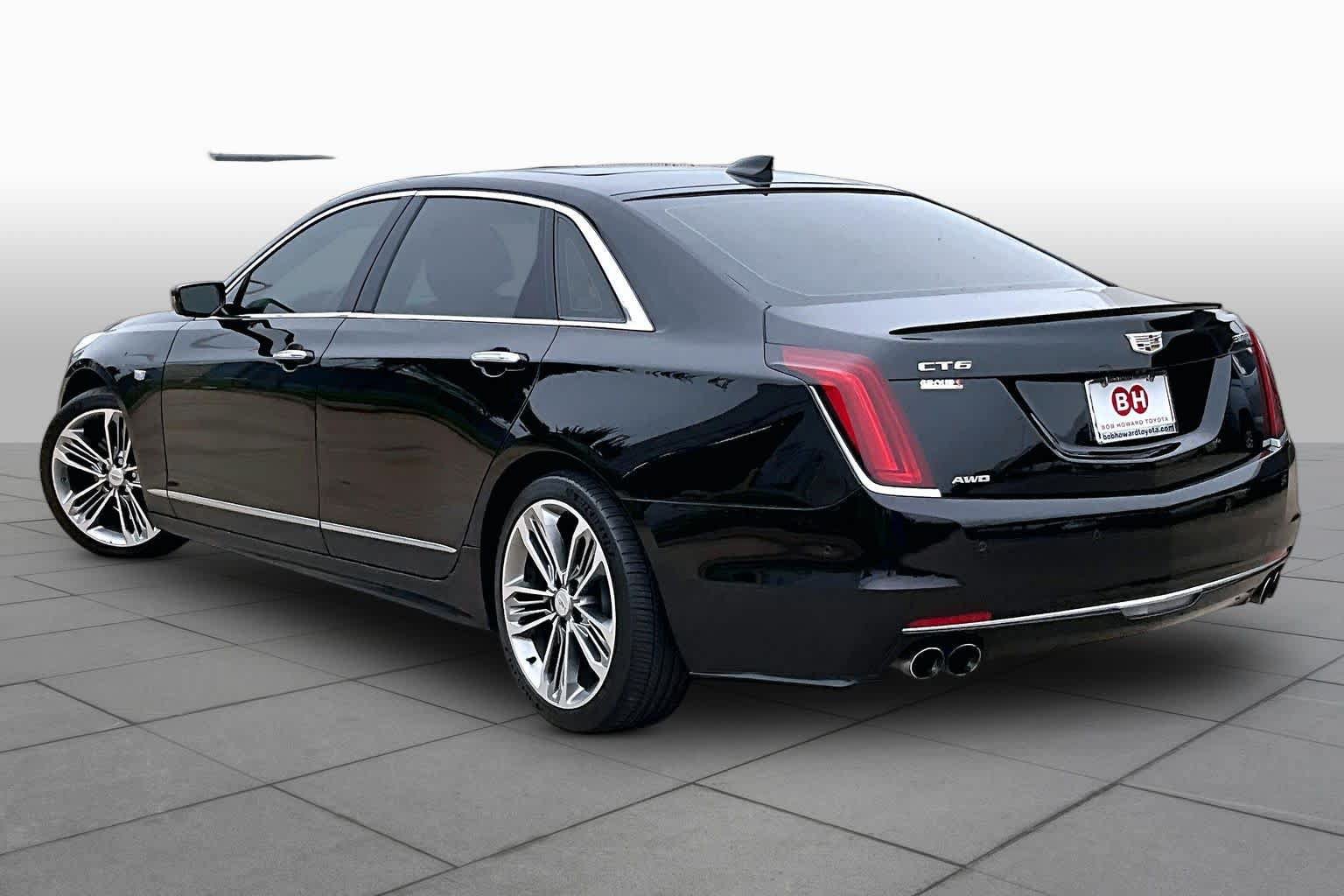 Used 2018 Cadillac CT6 Luxury AWD/4WD image 11
