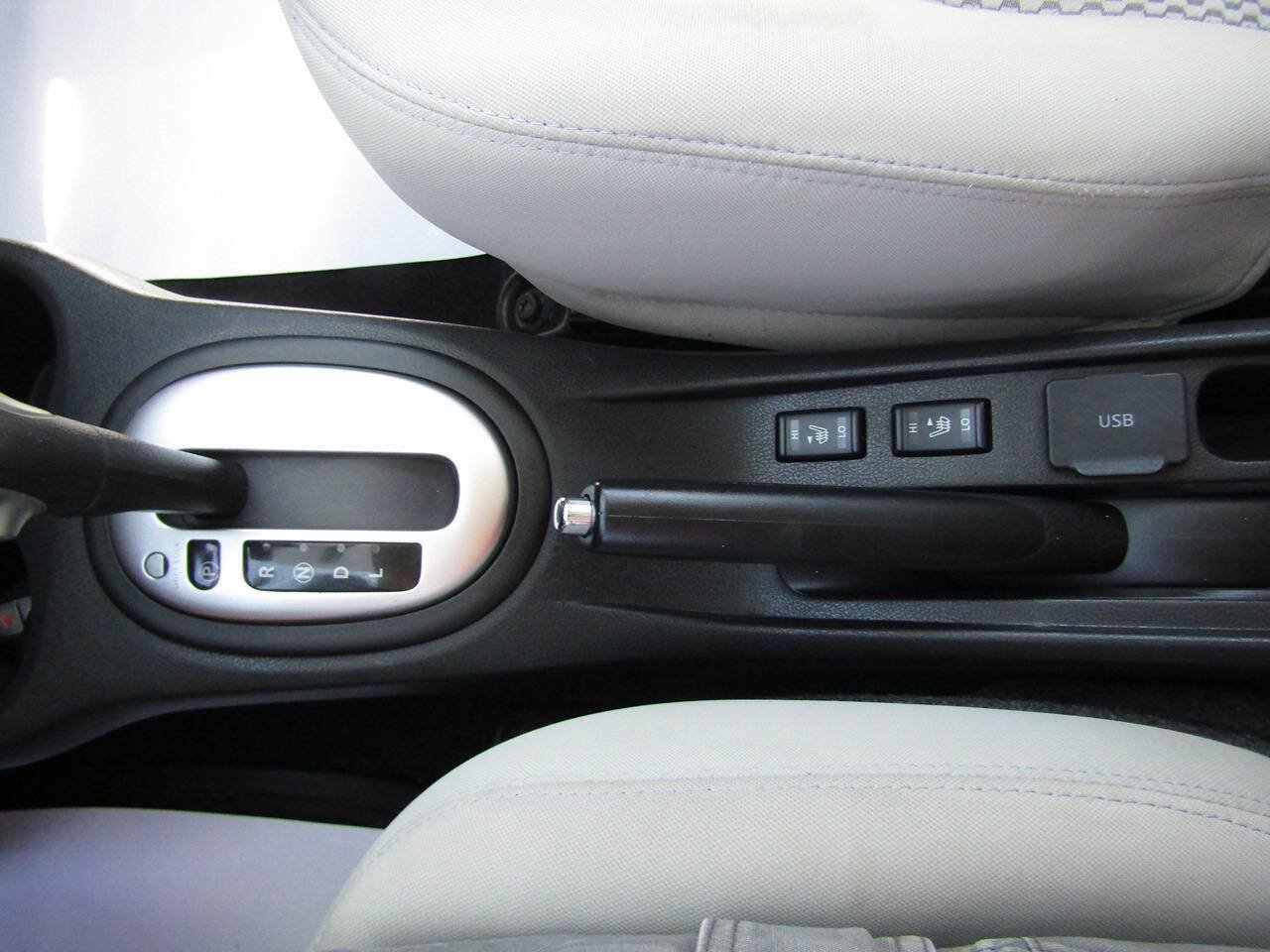 Used 2014 Nissan Versa Note SV w/ SL Package FWD image 14