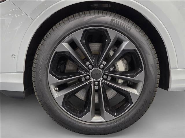 New 2026 Audi Q7 3.0T Premium Plus image 9
