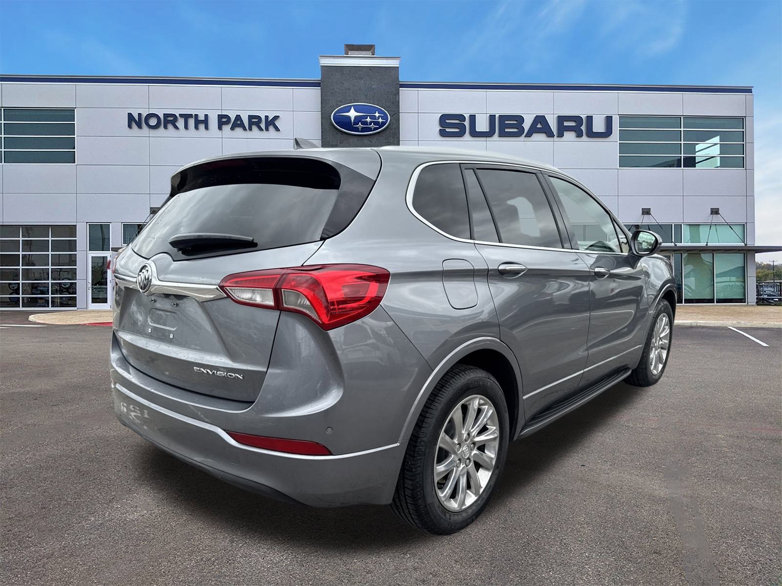 Used 2020 Buick Envision Essence image 3