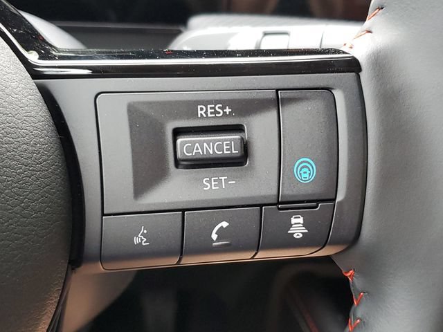 New 2026 Nissan Kicks SR w/ Cold Weather Package FWD image 11