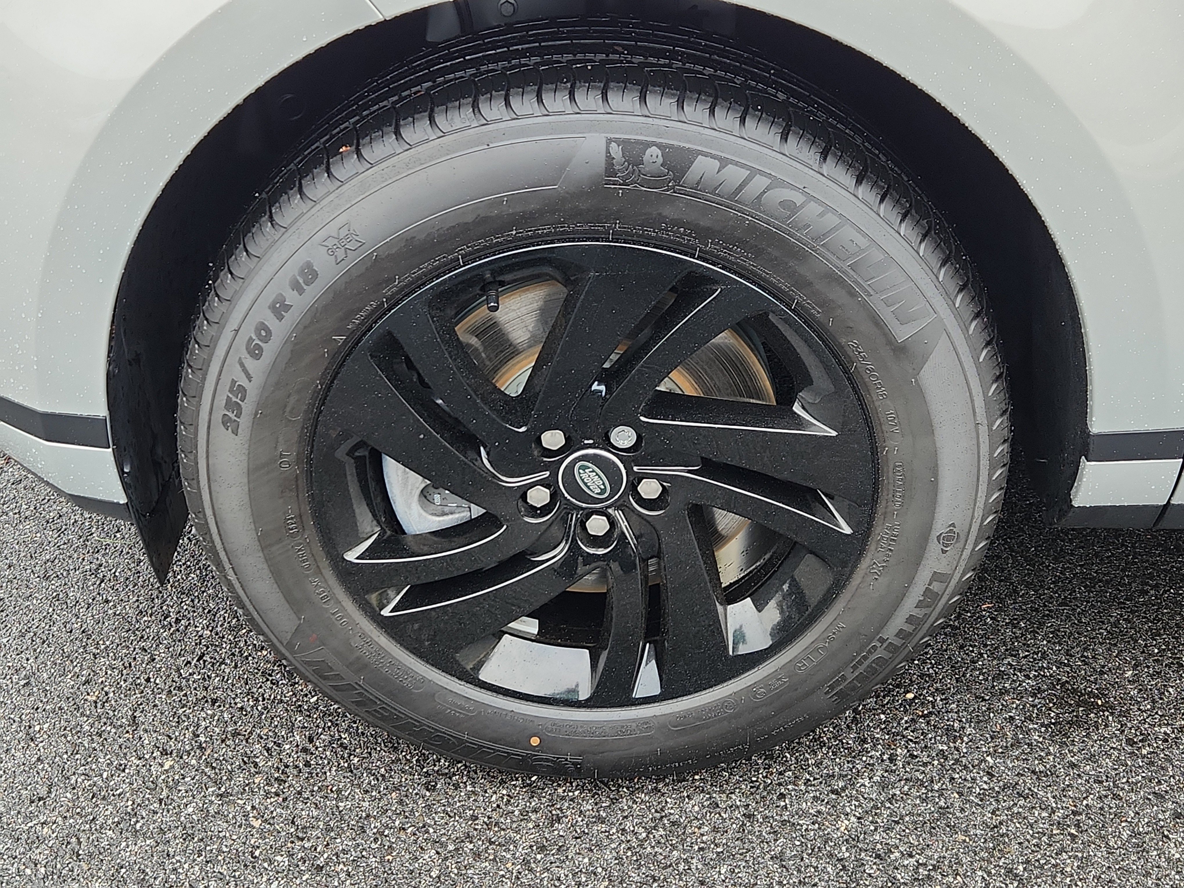 Certified 2026 Land Rover Range Rover Evoque S image 9