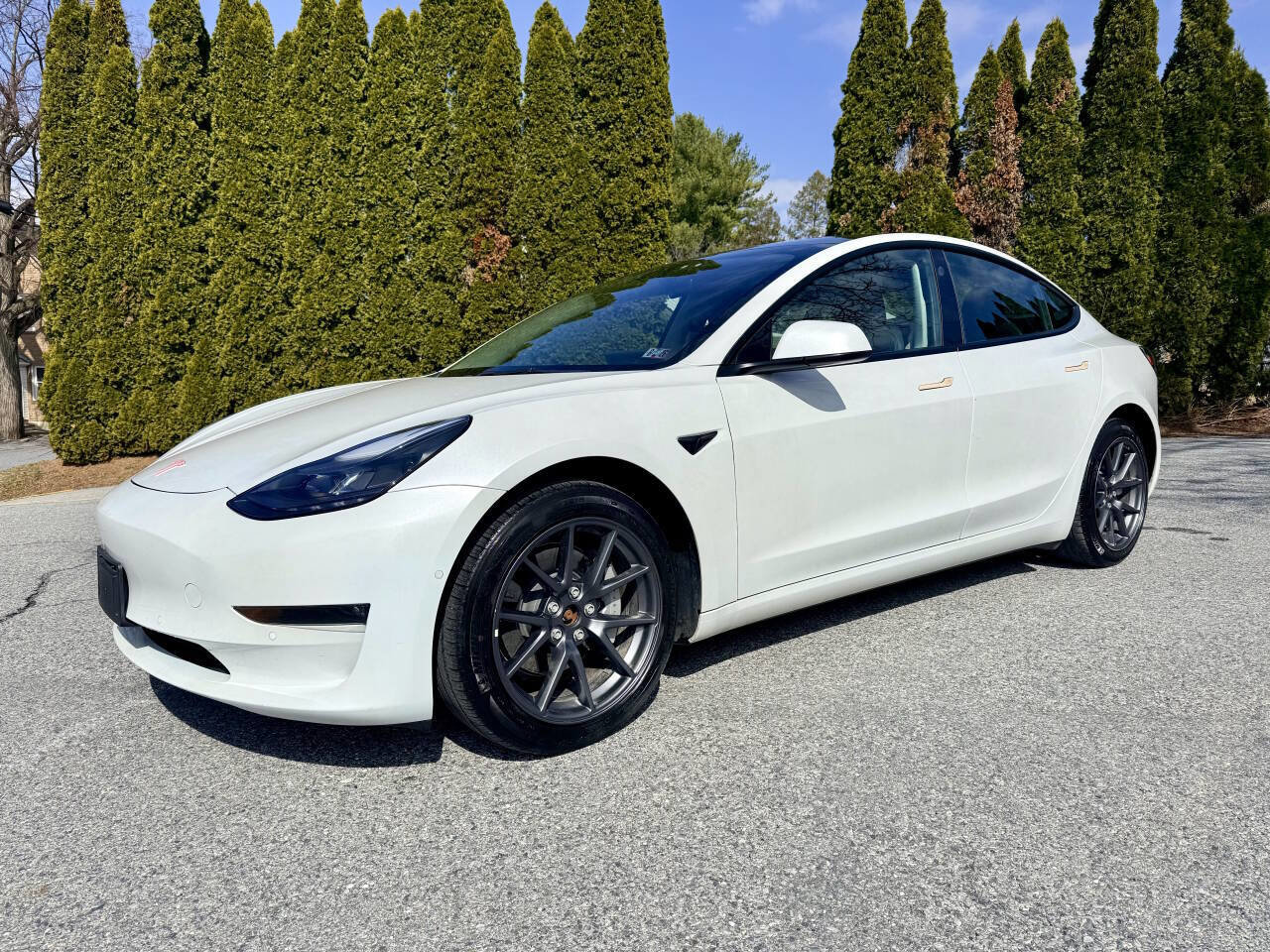 Used 2022 Tesla Model 3 Long Range image 1
