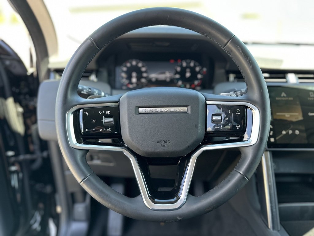 Used 2024 Land Rover Discovery Sport S image 29