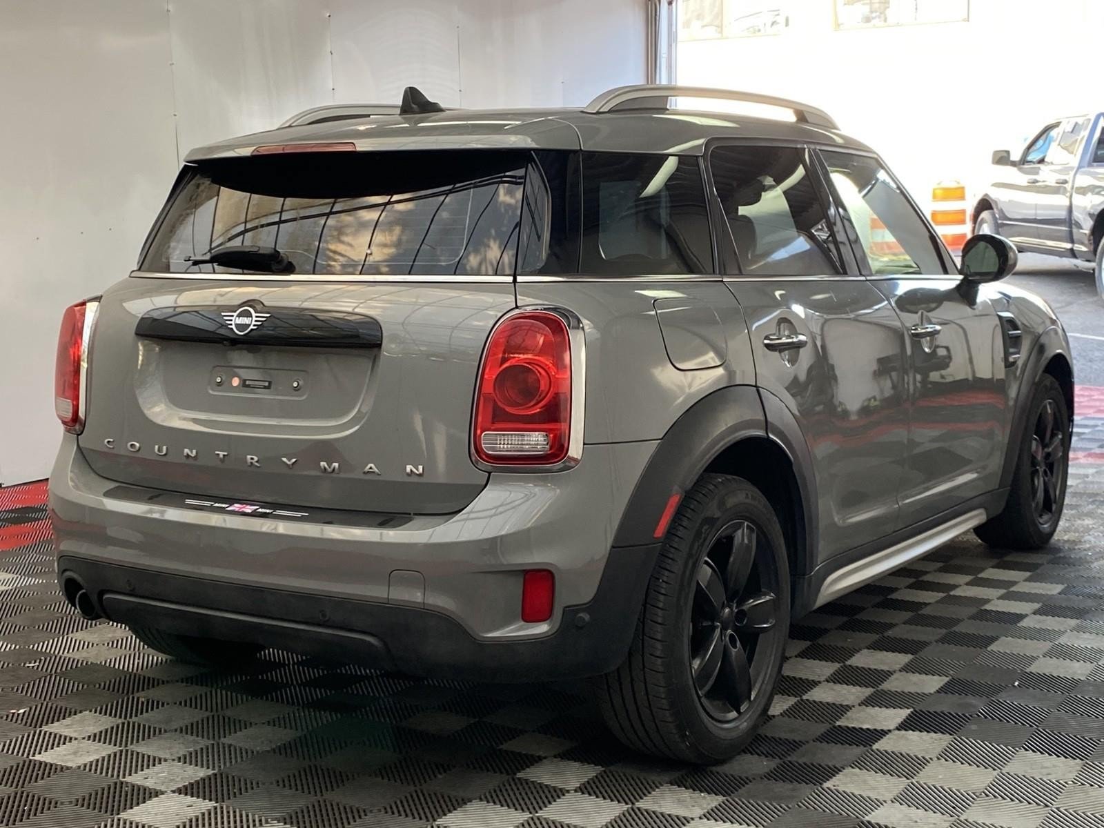 Used 2019 MINI Cooper Countryman FWD image 6