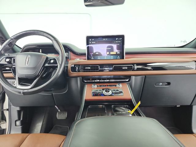 Used 2022 Lincoln Aviator Reserve w/ Equipment Group 201A image 25