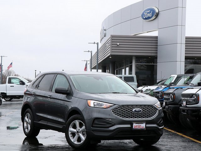 New 2024 Ford Edge SE image 1
