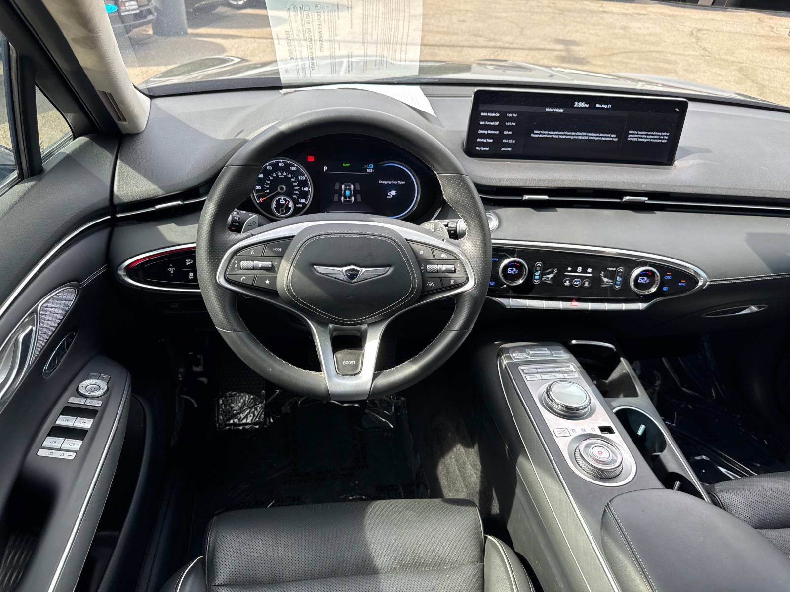 Used 2025 Genesis Electrified GV70 image 10