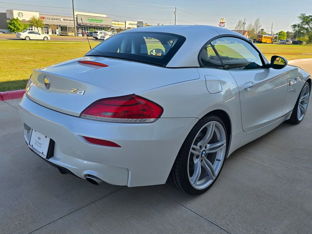 Used 2014 BMW Z4 sDrive35is image 5