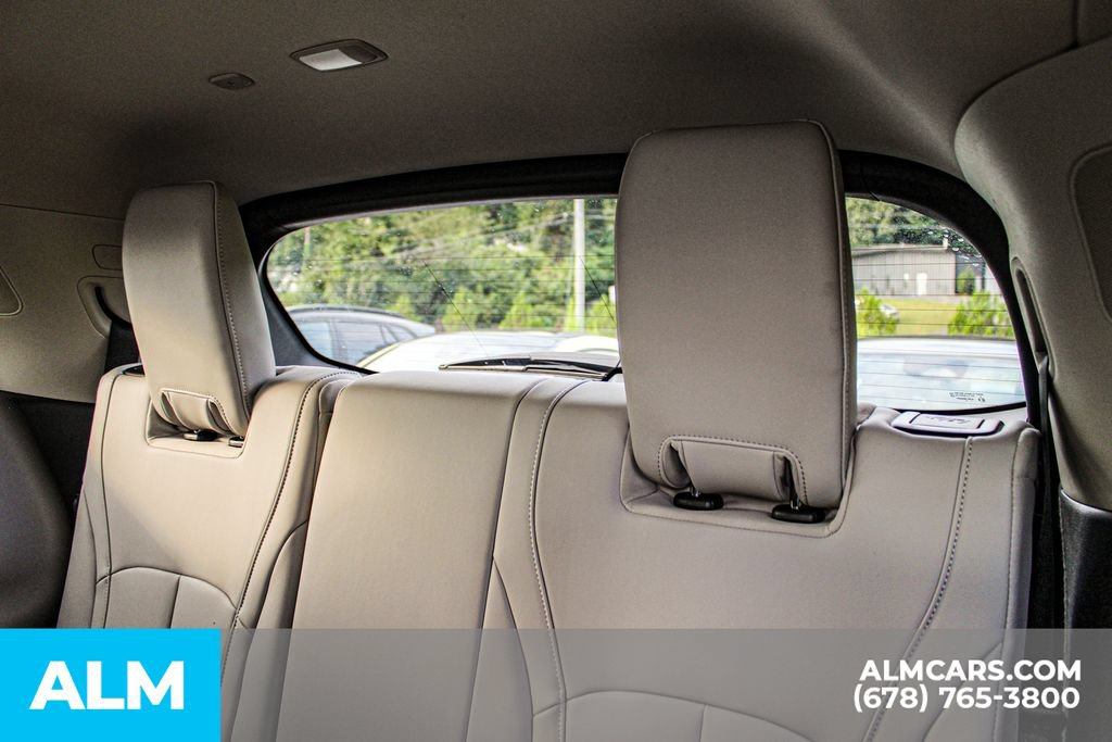 Used 2026 INFINITI QX60 Pure w/ Cargo Package FWD image 17