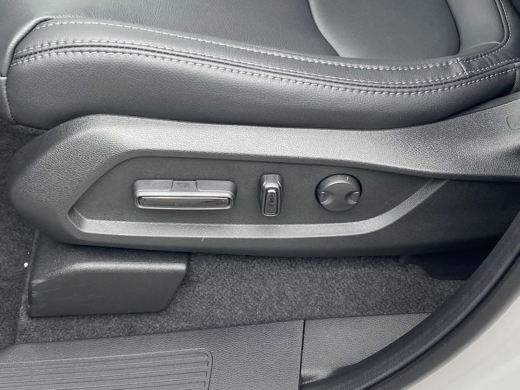 New 2025 Honda Pilot EX-L image 12