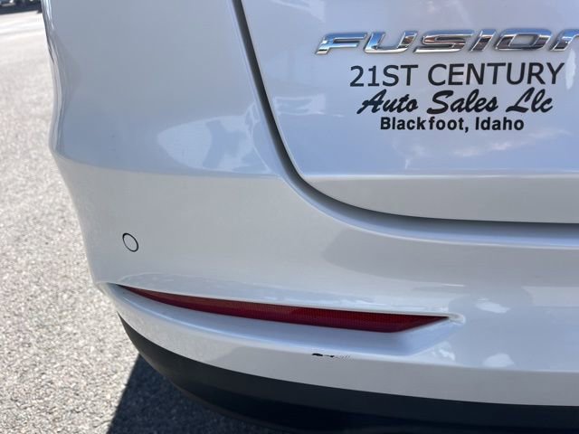 Used 2019 Ford Fusion SEL FWD image 10