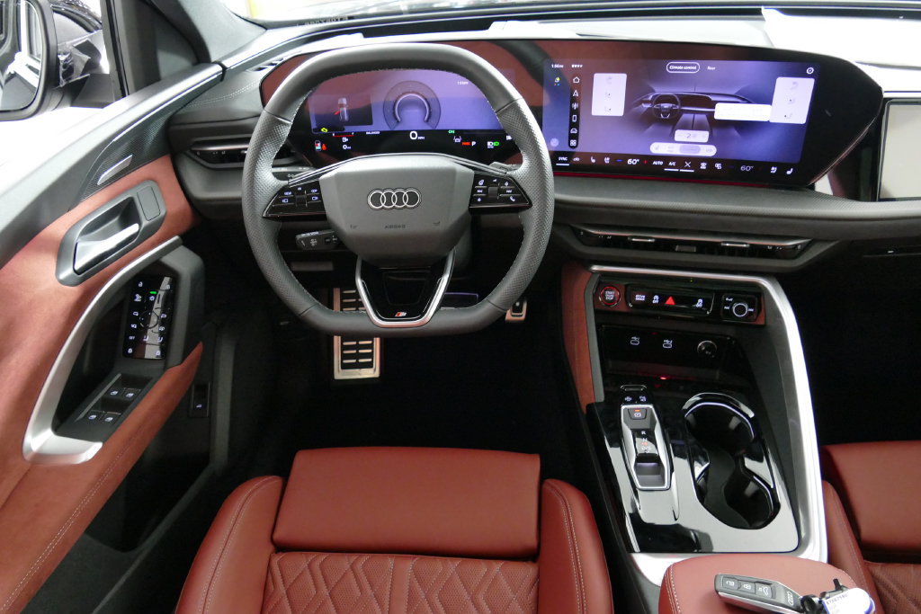 New 2026 Audi SQ5 Prestige AWD/4WD image 27
