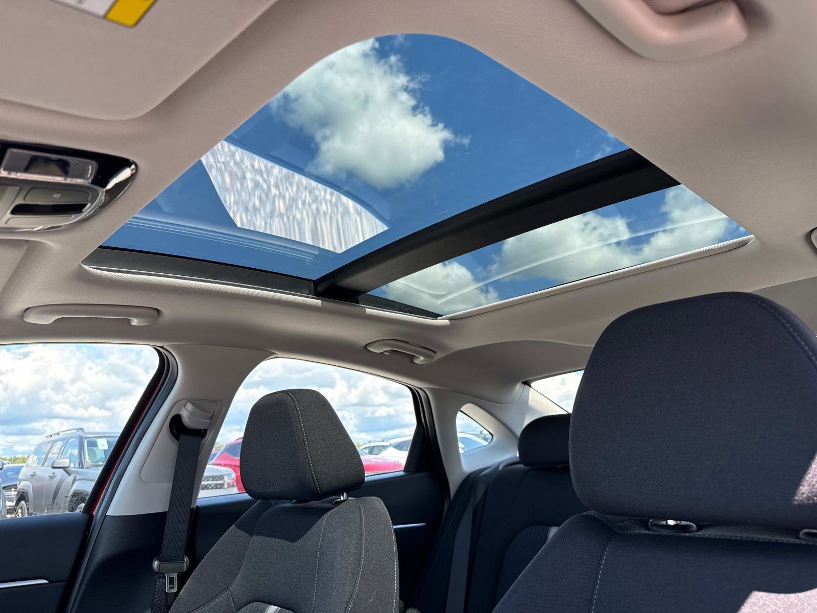 New 2025 Hyundai Sonata SEL image 3